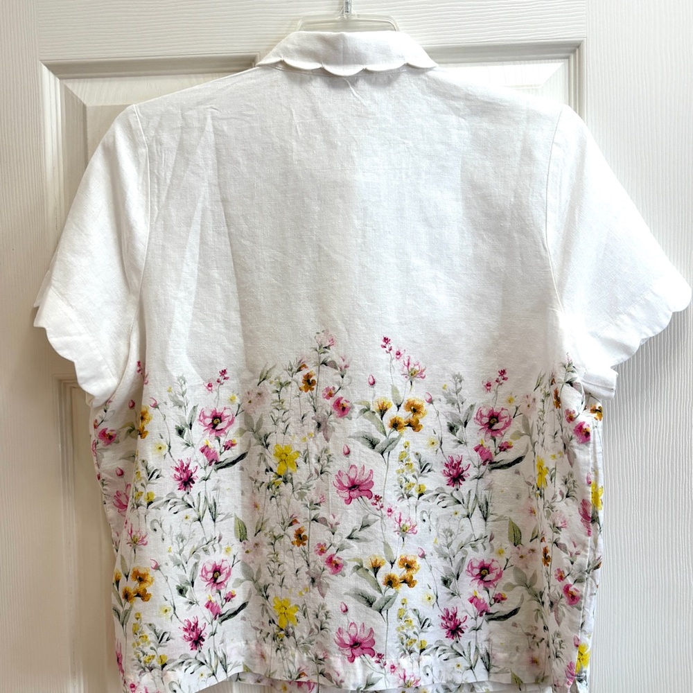 Crown & Ivy XL Floral Blouse White Linen Blend Scallop Collar Cottagecore - Picture 3 of 6